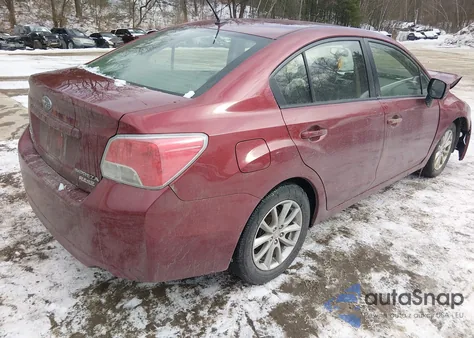 2014 Subaru Impreza 2.0I Premium z USA, uszkodzony, nr VIN JF1GJAC65EH018767